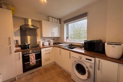 2 bedroom apartment to rent, Raeburn Court, Rembrandt Grove, Chelmsford, Essex, CM1