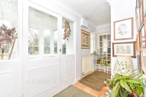 undefined, The Avenue, Chichester PO18