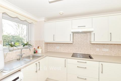 1 bedroom ground floor flat for sale, Portman Court, Uckfield TN22