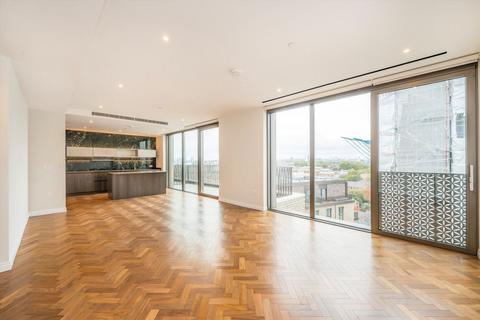 3 bedroom flat to rent, Parkland Walk, London SW6