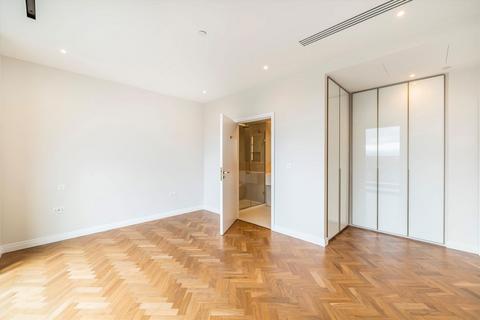 3 bedroom flat to rent, Parkland Walk, London SW6