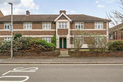 Grove Crescent, Kingston Upon Thames