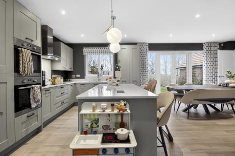 4 bedroom detached house for sale, Windsor View, Wakefield, WF3