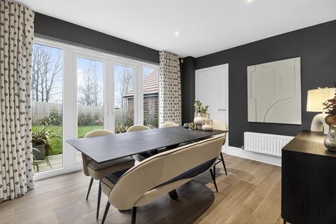 4 bedroom detached house for sale, Windsor View, Wakefield, WF3
