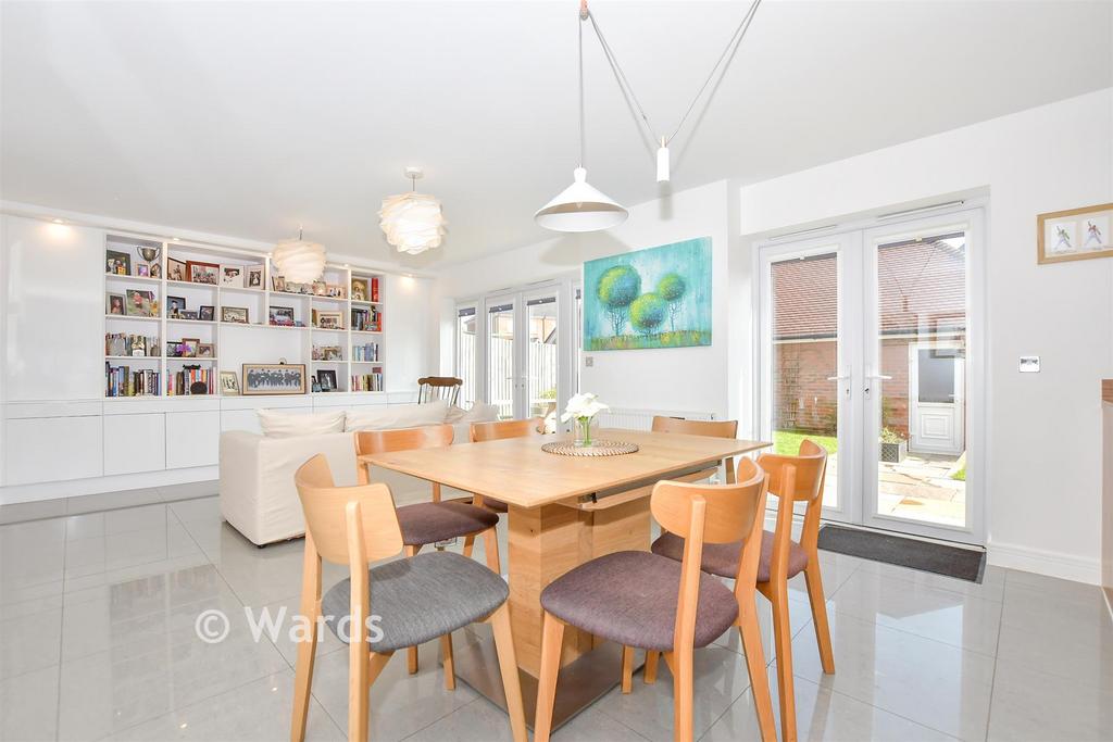 Family Room/Kitchen