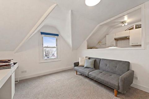 1 bedroom flat for sale, Flat 5, 31 Broughton Road London W13 8QW