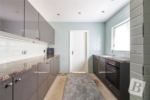 5 bedroom semi-detached house for sale, Newbury Gardens, Upminster, RM14