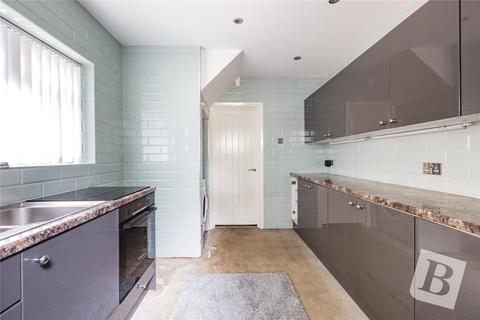 5 bedroom semi-detached house for sale, Newbury Gardens, Upminster, RM14