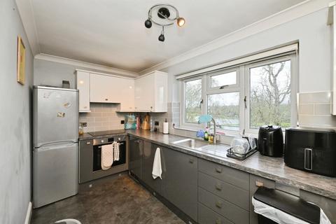 1 bedroom flat for sale, Westall Close, HERTFORD