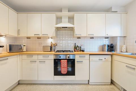 2 bedroom apartment for sale, School Road, Ashford, TW15