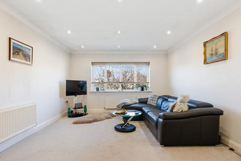 2 bedroom apartment for sale, School Road, Ashford, TW15