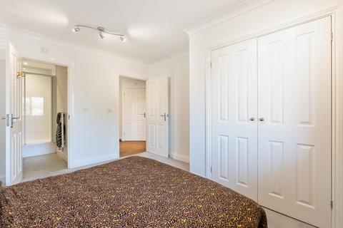 2 bedroom apartment for sale, School Road, Ashford, TW15