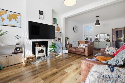 3 bedroom end of terrace house for sale, Chelmsford CM2