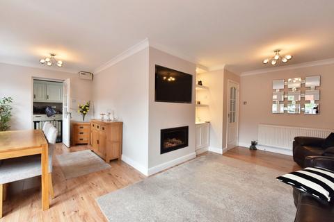 3 bedroom semi-detached bungalow for sale, Lingfield Way, Kingswinford DY6