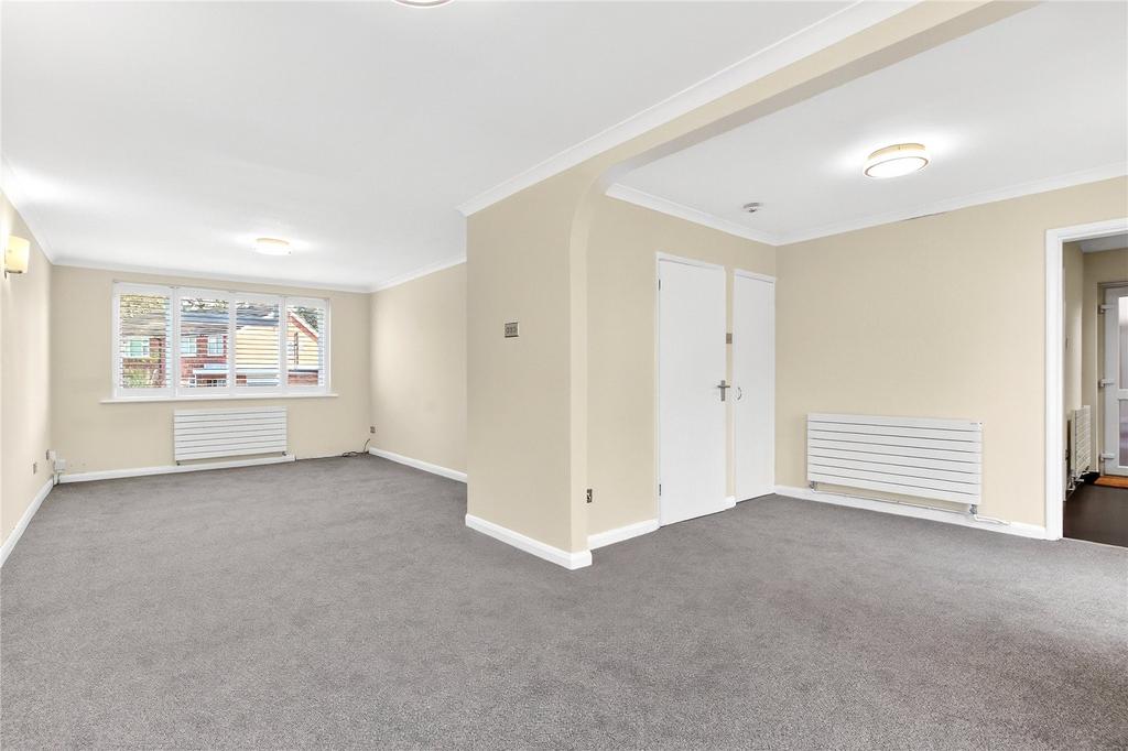 Living/Dining Space
