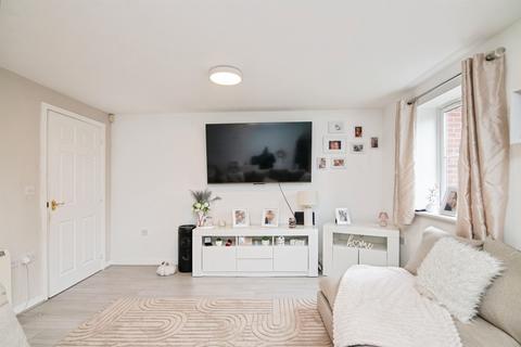 2 bedroom ground floor flat for sale, Anchor Drive, Tipton