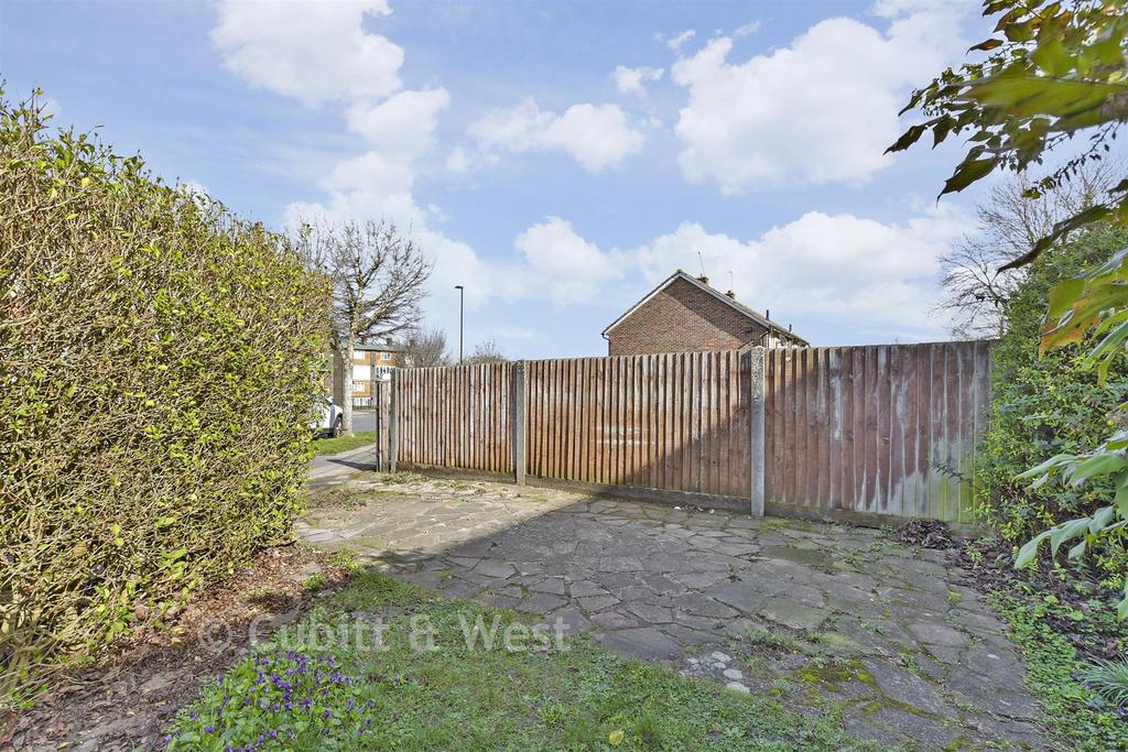 Driveway/Parking