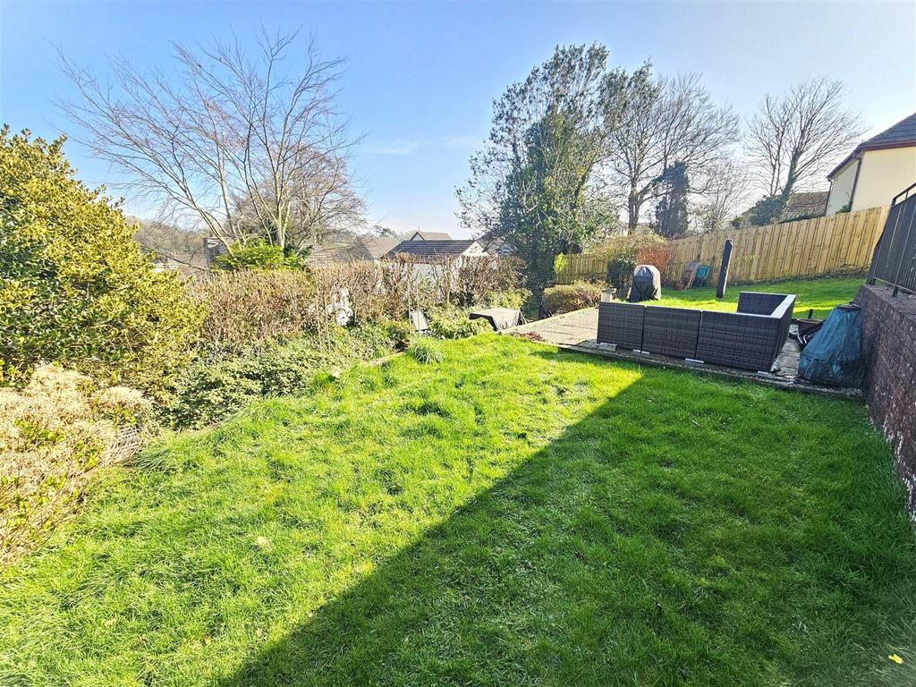 Rear Gardens.jpg
