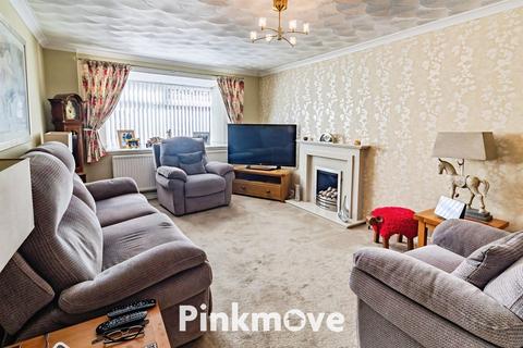 4 bedroom detached house for sale, Beechleigh Close, Cwmbran NP44