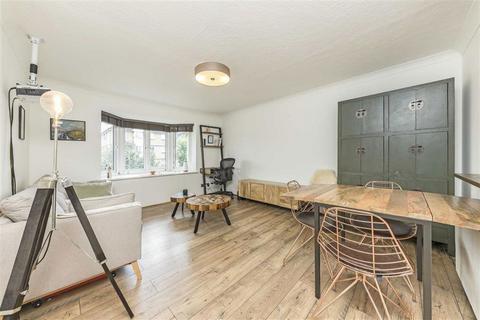 2 bedroom flat to rent, Sheppard Drive, London SE16