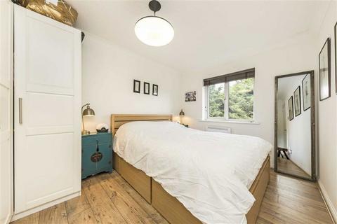 2 bedroom flat to rent, Sheppard Drive, London SE16