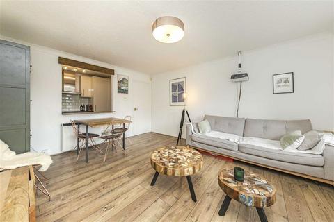 2 bedroom flat to rent, Sheppard Drive, London SE16