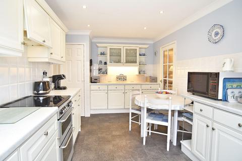 2 bedroom bungalow for sale, Rossett Avenue, Harrogate, HG2