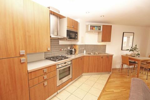 1 bedroom flat to rent, Clapham Road, London SW9