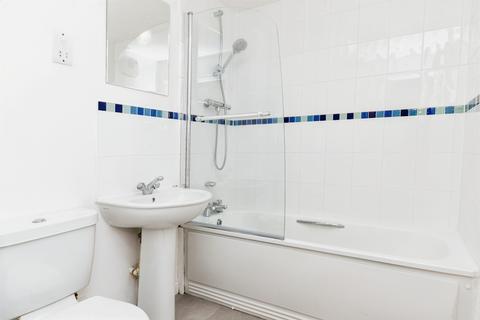 1 bedroom apartment for sale, Birds Hill, Letchworth Garden City