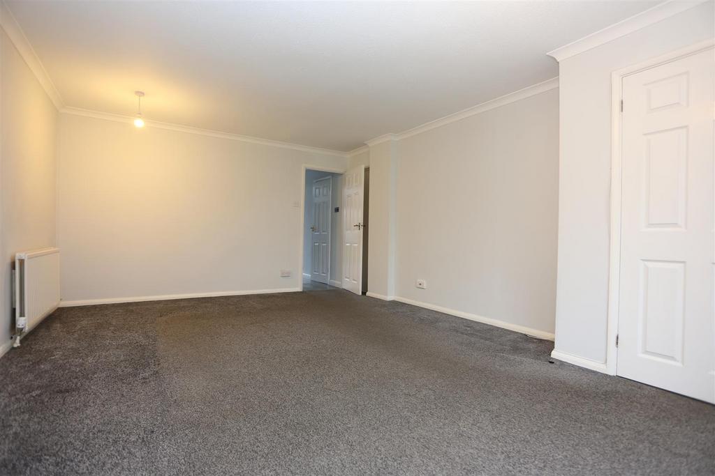 21 brierley gardens (19).jpg