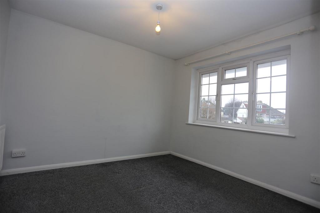 21 brierley gardens (4).jpg