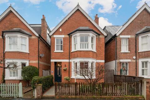 undefined, Holstein Avenue, Weybridge, KT13