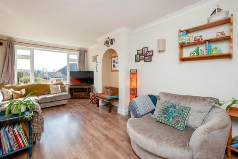 4 bedroom semi-detached house for sale, Hillcrest, Leamington Spa