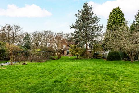 undefined, Hunts Hill Road, Guildford GU3