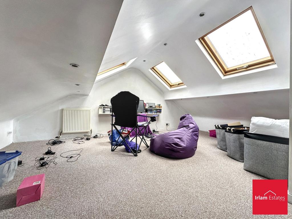 Loft Room/Further Living