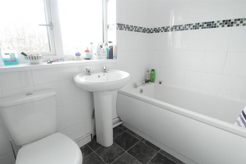 undefined, Chertsey Rise, Stevenage, Herts