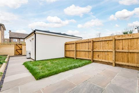 4 bedroom terraced house to rent, Tota Terrace, London SW17