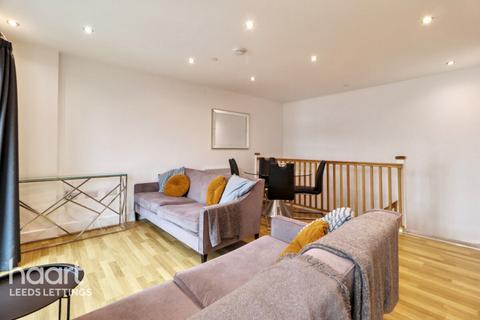 2 bedroom flat to rent, Mabgate House, Leeds