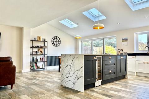 3 bedroom detached house for sale, Heath End Road, NUNEATON, Warwickshire, CV10