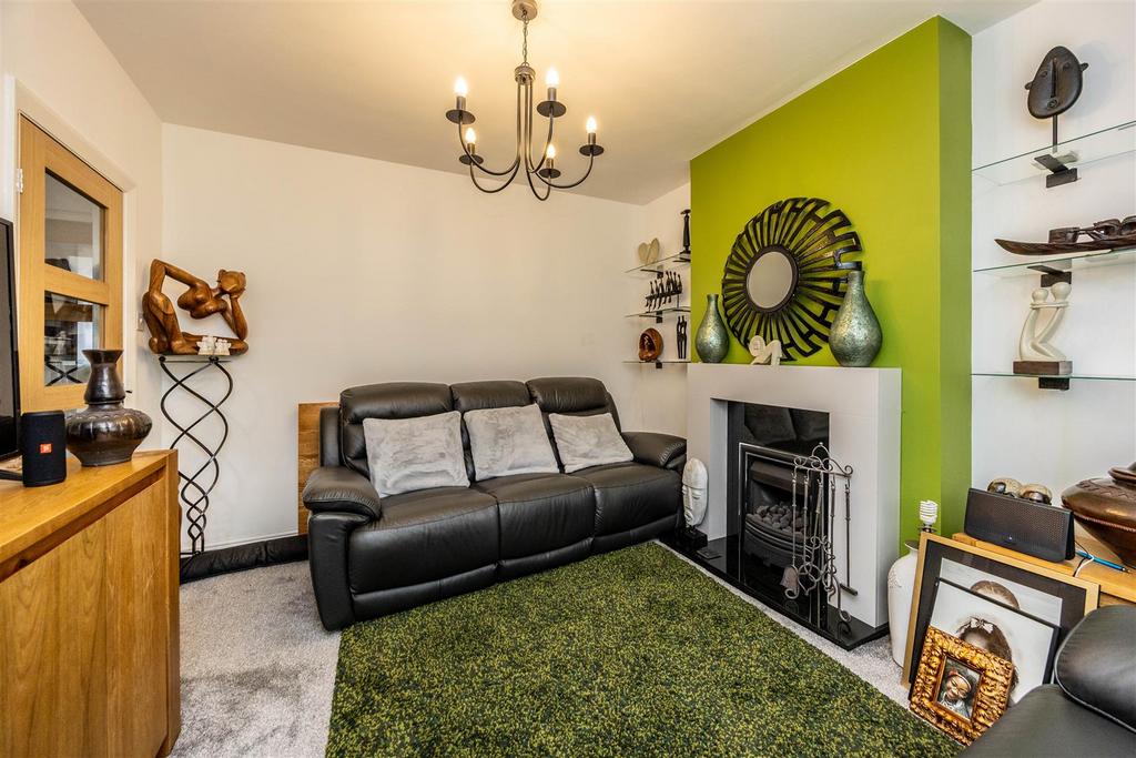 13 TAHudds-210226-4.jpg