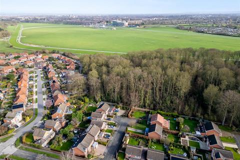 5 bedroom detached house for sale, Dringthorpe Road, Dringhouses, York YO24 1LF