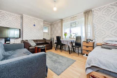Leith Road, Bedford