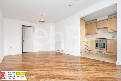 2 bedroom apartment to rent, Turberville Place Warwick