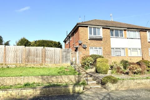 2 bedroom ground floor maisonette for sale, Vernon Crescent, Barnet EN4