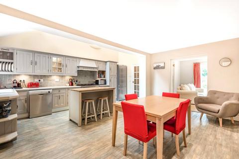 5 bedroom detached house for sale, Menin Way, Farnham, Surrey, GU9