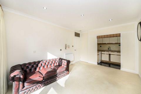 undefined, Cedar Close, London SE21