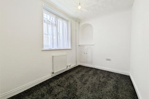 3 bedroom terraced house for sale, Alma Street, Kent ME12