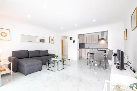 1 bedroom apartment to rent, Regent Court, St John's Wood, London, NW8