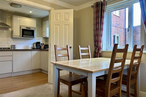 2 bedroom apartment for sale, Harper Close, Rowley Regis