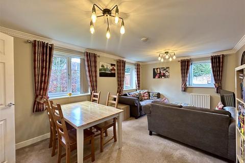 2 bedroom apartment for sale, Harper Close, Rowley Regis